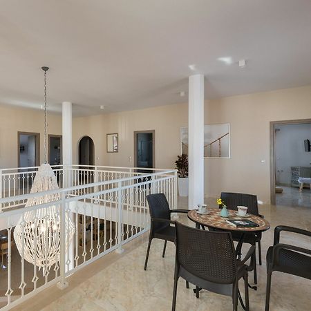 Evelyn Villa Archangelos  Exterior photo